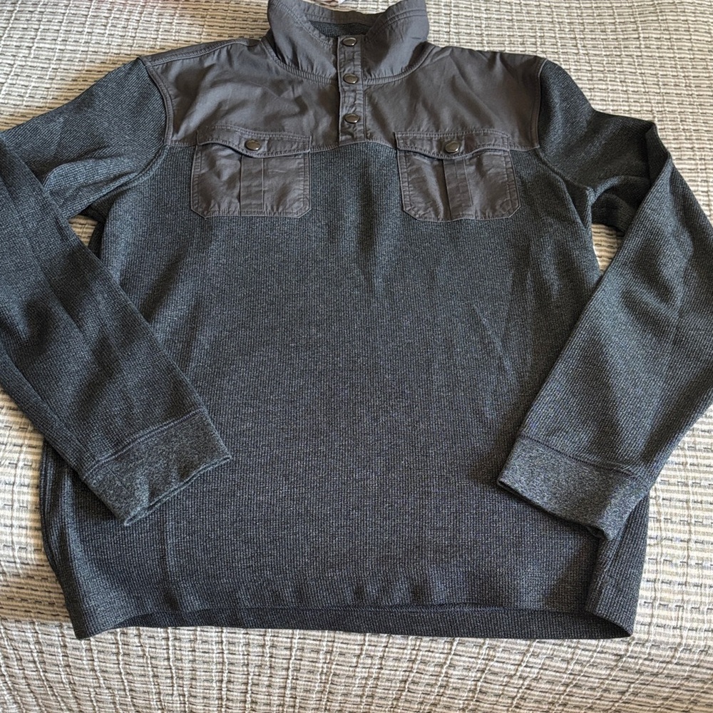 Banana Republic Gray Quarter Snap-Up Sweater/thermal